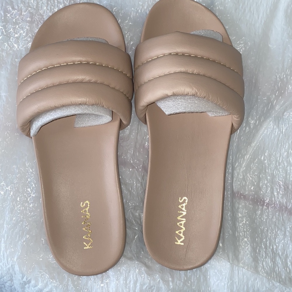Kaanas Timor Sandals/ Slides Size 8M Blush Color